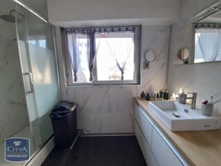 Appartement à louer 2 pièces 48 m²
