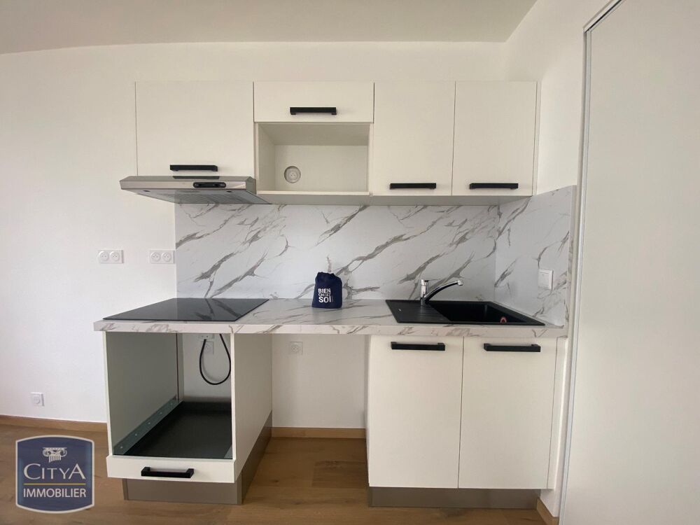 location Appartement - 3 pièce(s) - 66 m² Lucé (28110)