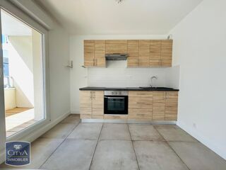  Appartement à louer 3 pièces 65 m²