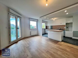  Appartement � louer 4 pi�ces 102 m�