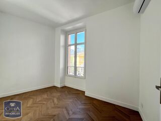 Appartement à louer 2 pièces 47 m²