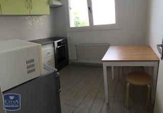  Appartement à louer 1 pièce 32 m²