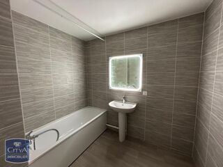  Appartement à louer 3 pièces 57 m²