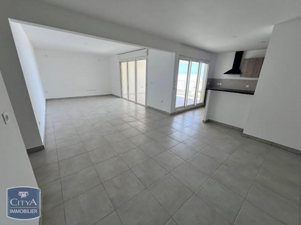 location Appartement - 4 pièce(s) - 115 m² Sainte-Clotilde (97490)