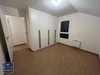  Maison à louer 5 pièces 121 m²