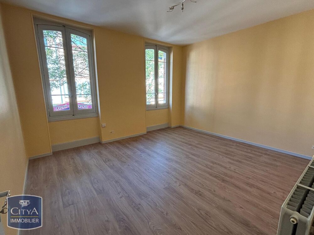 À LOUER : Appartement T3 avec une place de parking situé....
