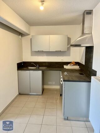  Appartement à louer 3 pièces 63 m²