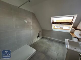  Appartement à louer 3 pièces 64 m²