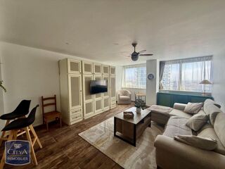  Appartement à louer 2 pièces 62 m²