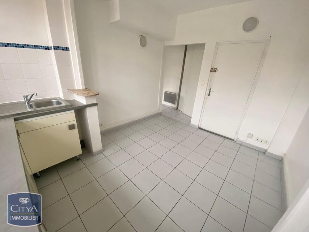 location Appartement - 2 pièce(s) - 30 m² Toulon (83000)