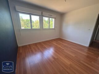  Appartement à louer 3 pièces 69 m²