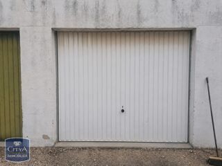  Parking / Garage à louer 12 m²