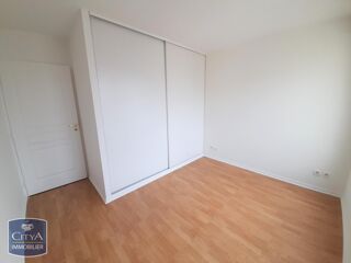  Appartement à louer 3 pièces 72 m²