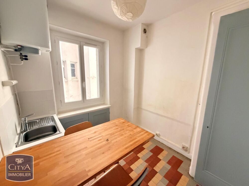 À LOUER : Appartement T1 situé dans la charmante ville d....