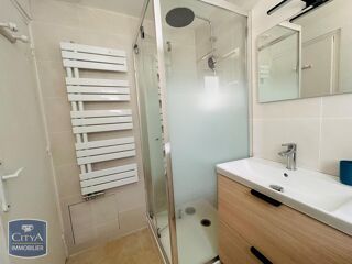  Maison à louer 2 pièces 35 m² Luisant