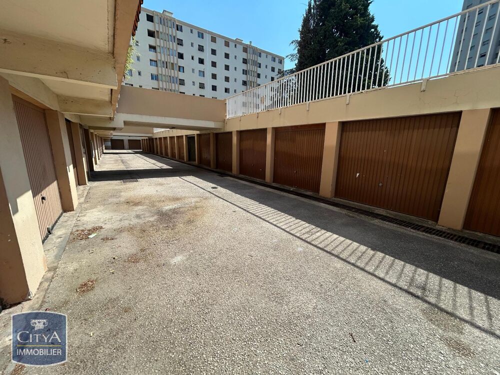 location Parking / Garage Toulon (83200)