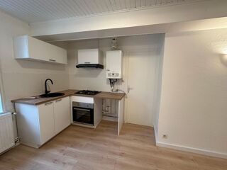  Appartement à louer 2 pièces 50 m²