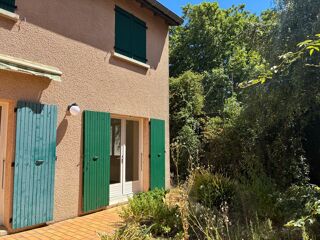  Maison à louer 6 pièces 156 m²