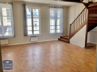  Appartement à louer 4 pièces 76 m²