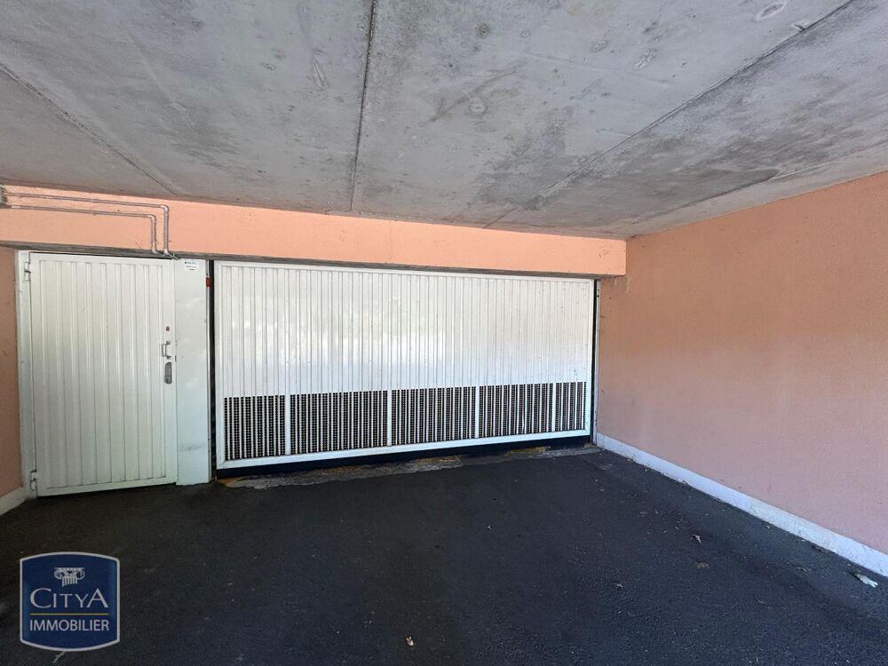 location Parking / Garage - 15 m² Barberaz (73000)