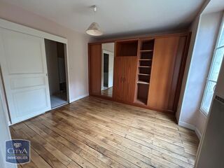  Appartement à louer 2 pièces 71 m²