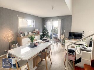  Appartement à louer 4 pièces 85 m²