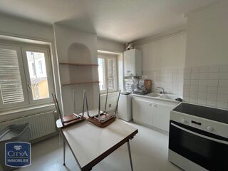  Appartement à louer 3 pièces 85 m²
