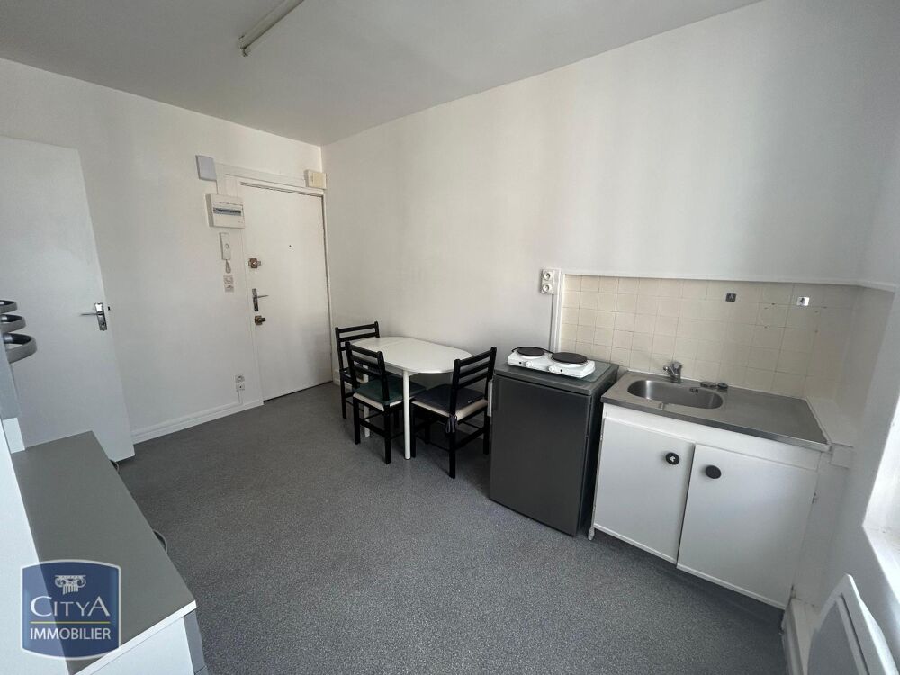 location Appartement - 2 pièce(s) - 23 m² Saint-Quentin (02100)