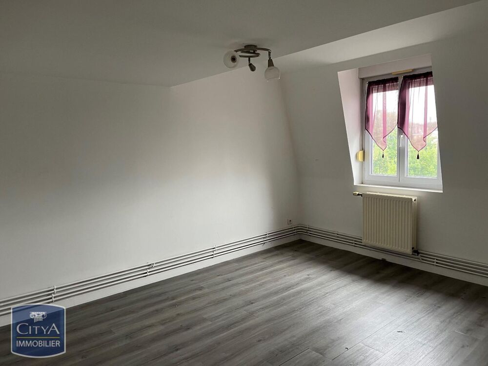 location Appartement - 3 pièce(s) - 74 m² Tergnier (02700)