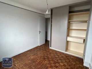  Appartement à louer 3 pièces 56 m²