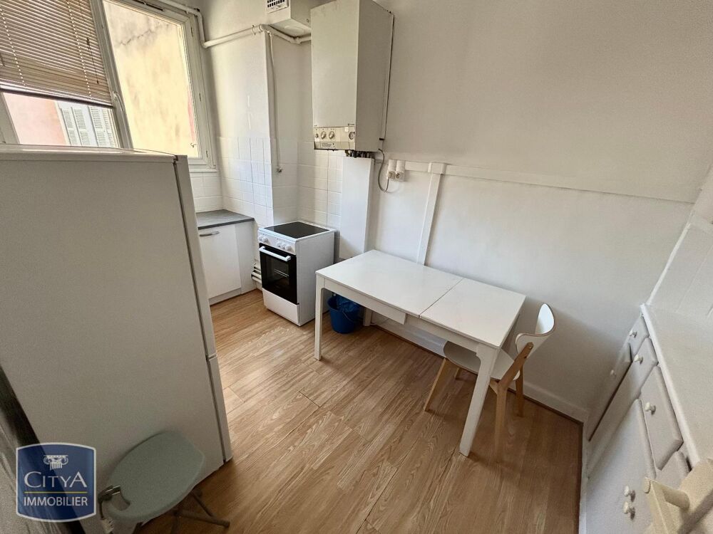 location Appartement - 2 pièce(s) - 54 m² Toulon (83000)