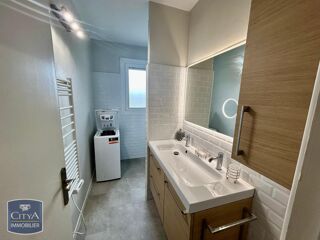  Appartement à louer 3 pièces 70 m²