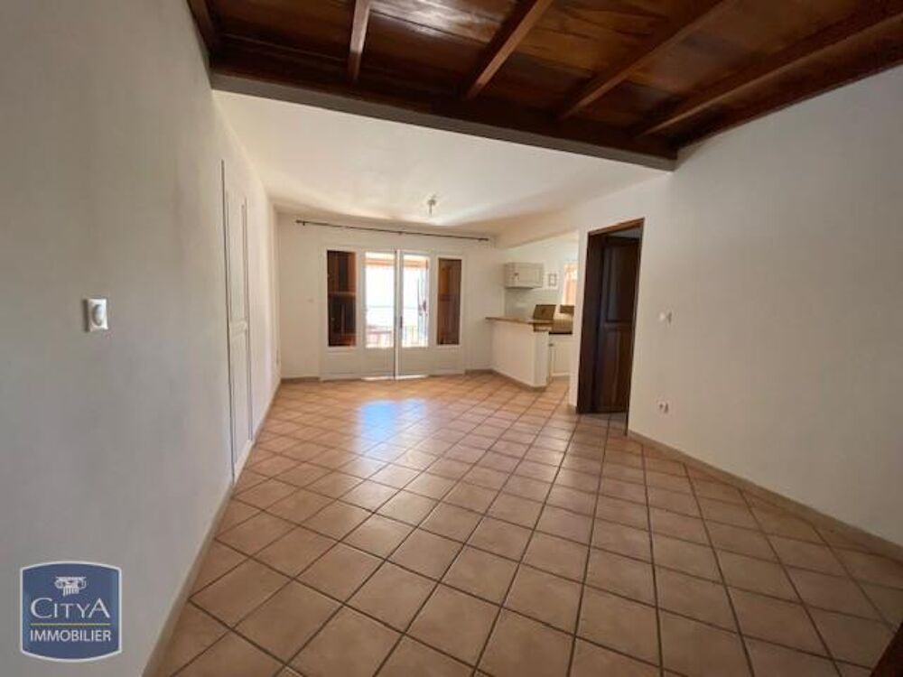 À LOUER : Maison T4 située à Étang Salé les bains, offra....