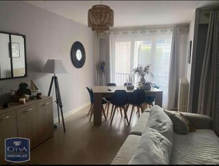  Appartement à louer 3 pièces 75 m²