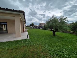  Maison à louer 5 pièces 140 m²