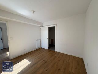  Appartement à louer 2 pièces 41 m²