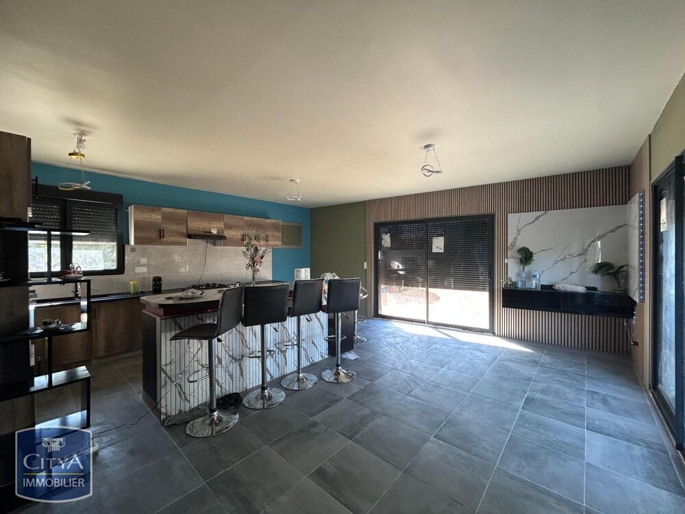 location Maison - 5 pièce(s) - 100 m² Bâgé-la-Ville (01380)