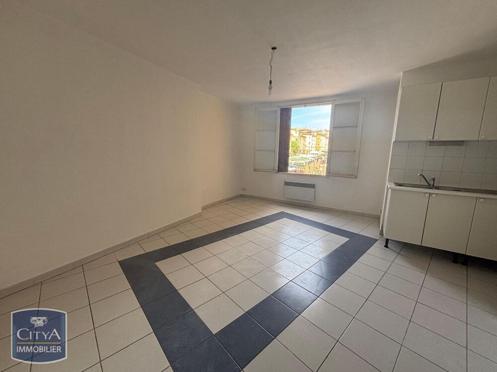 À LOUER : Charmant appartement T1 situé à Aix-en-Provenc....