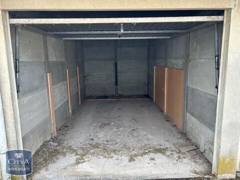  Parking / Garage  louer 