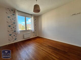  Maison à louer 6 pièces 124 m²