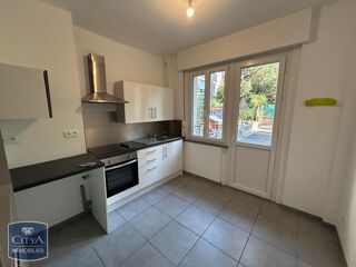  Appartement à louer 2 pièces 45 m²