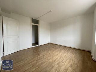  Appartement à louer 3 pièces 56 m²