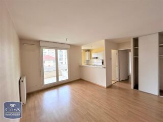  Appartement à louer 3 pièces 57 m²
