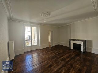  Appartement à louer 3 pièces 76 m²