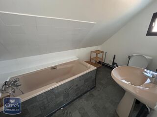 Appartement à louer 2 pièces 27 m²