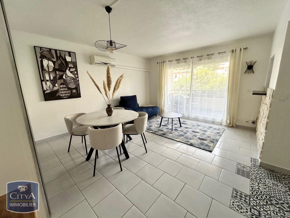 location Appartement - 2 pièce(s) - 48 m² Mandelieu-la-Napoule (06210)