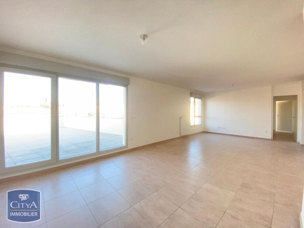 location Appartement - 3 pièce(s) - 80 m² Clermont-Ferrand (63000)
