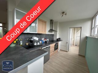  Appartement à louer 4 pièces 89 m² Sedan