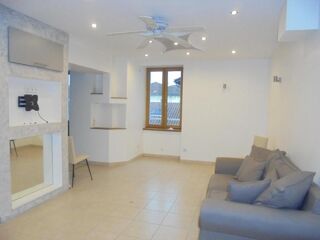  Appartement à louer 2 pièces 44 m²