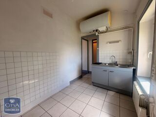  Appartement à louer 3 pièces 48 m²
